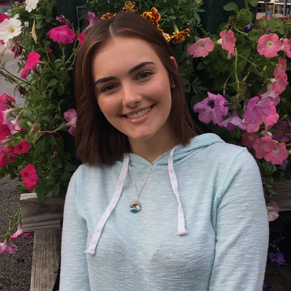 Meet your Posher, Robin - Picture 1 of 1